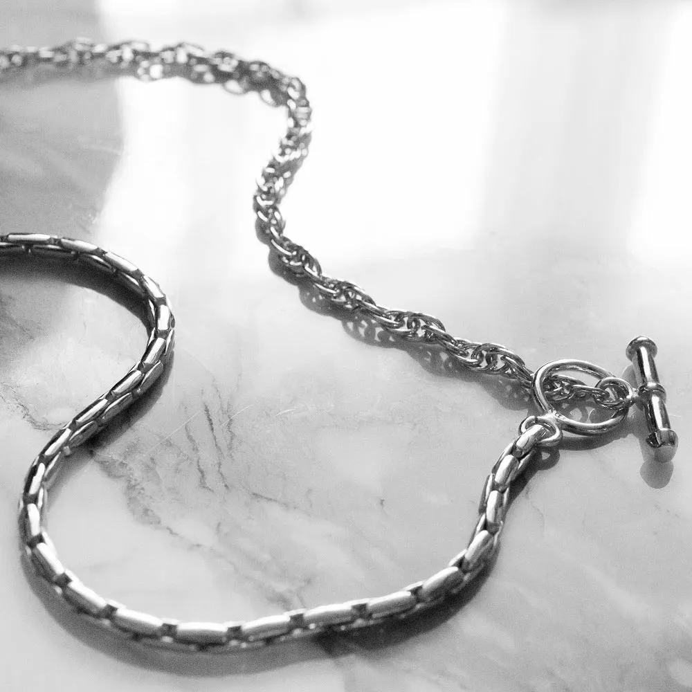 Bonnie & Clyde men's silver necklace