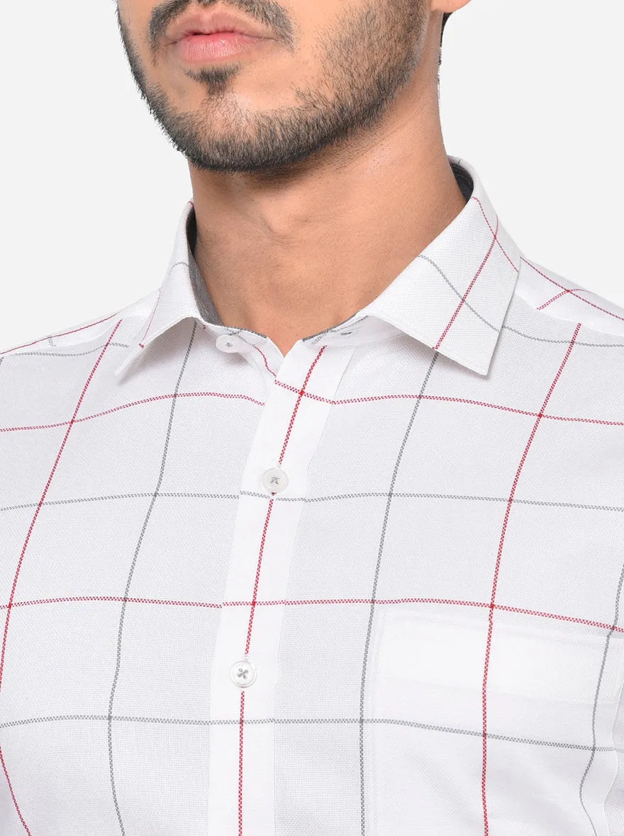 Snow White Checked Slim Fit Formal Shirt | JadeBlue