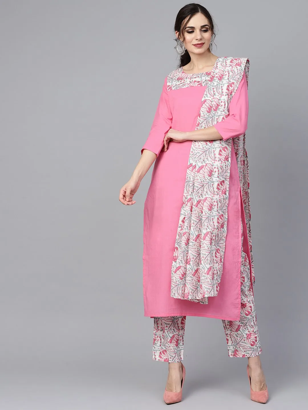 Solid 3/4Th Sleeve Pink Kurta With Printed Shoulder Yoke With Pants & Mul Printed Dupatta