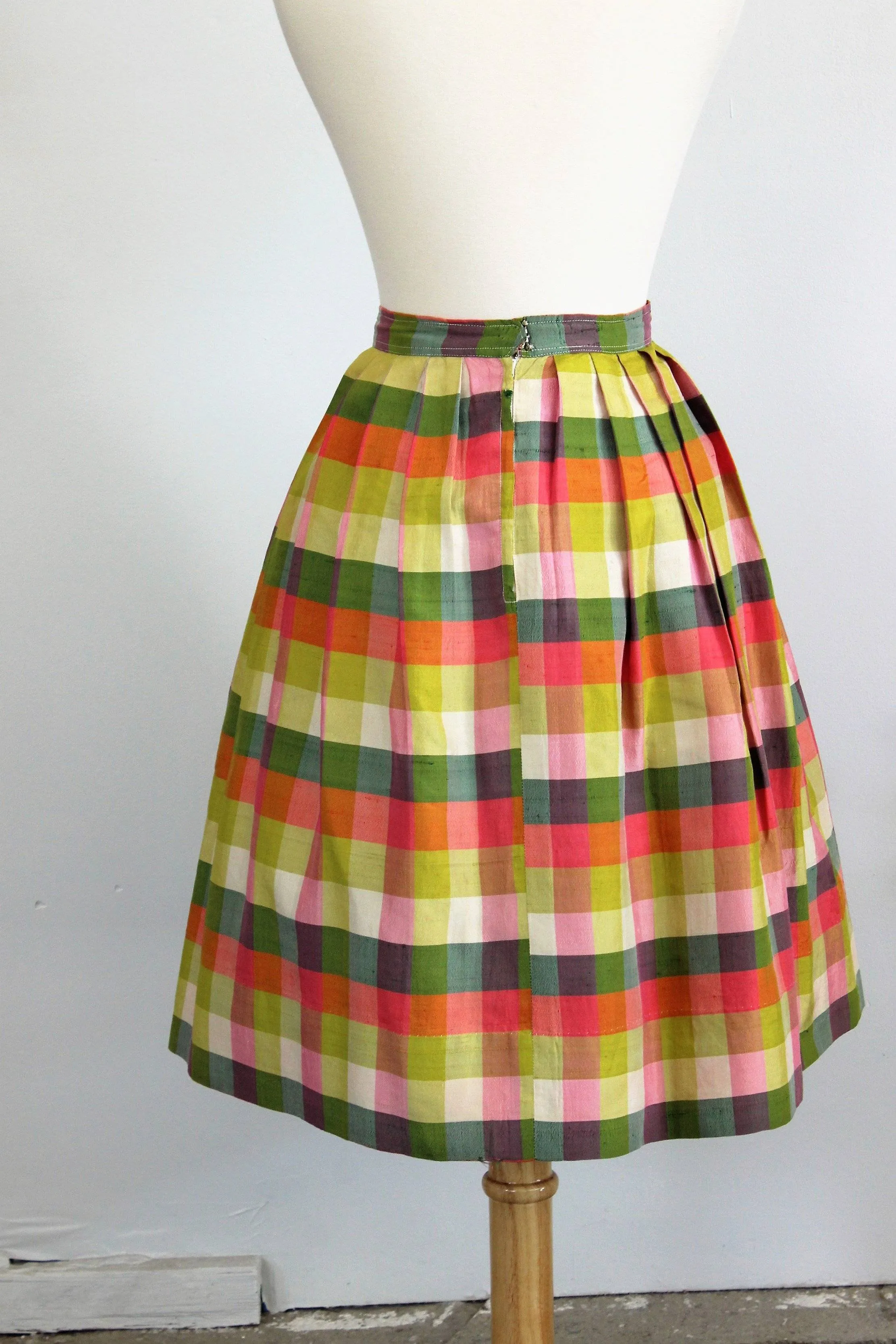 Vintage 50s Circle Skirt, Pleated Silk Pastel Plaid Checks