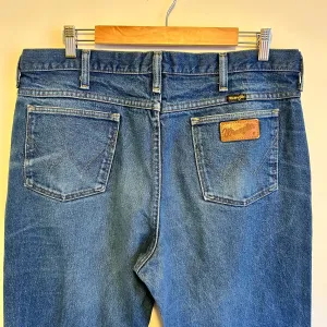 Wrangler Dark Wash Denim | 36